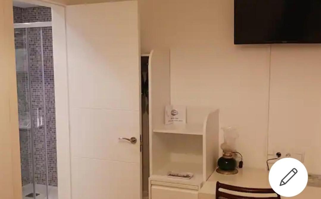 Ubicacion Perfecta/Bano Privado Apartment San Sebastian Bilik gambar