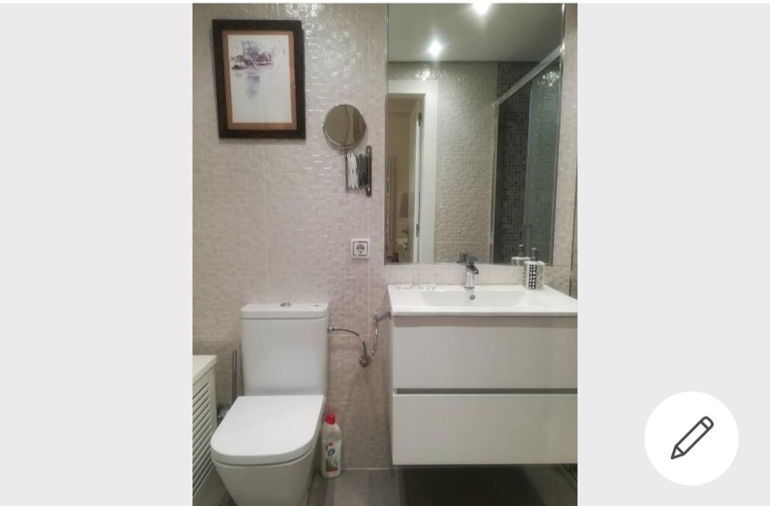 Ubicacion Perfecta/Bano Privado Apartment San Sebastian Bilik gambar